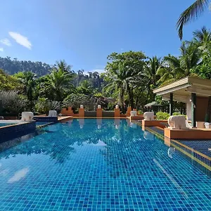 Baan Khaolak Station touristique